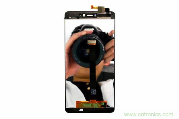 小米手機4S超詳細拆解:內(nèi)外硬件大升級