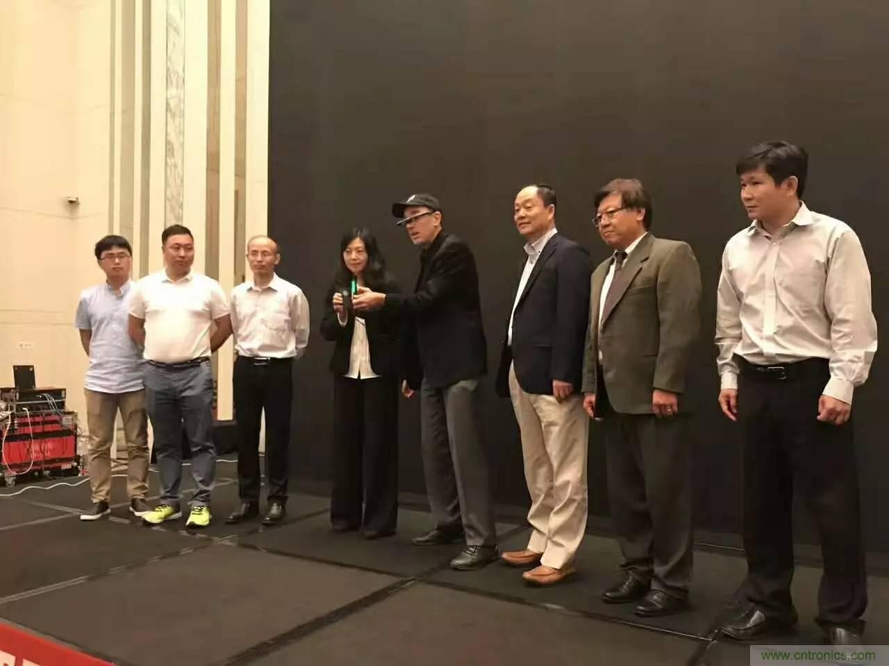 深圳要聞|全球可穿戴之父Steve Mann來(lái)深圳了！2017深圳智能穿戴,VR/AR前沿技術(shù)論壇暨開(kāi)發(fā)者交流酒會(huì)