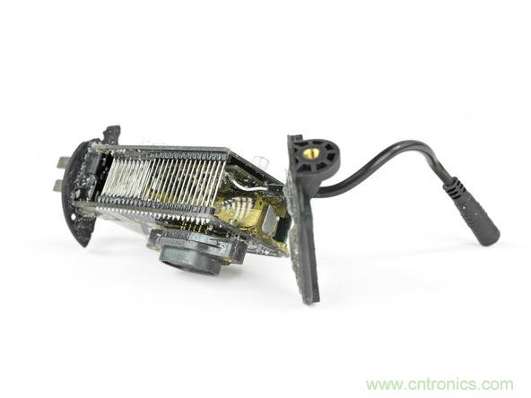 從電池到傳感器，完整拆解小米智能自行車