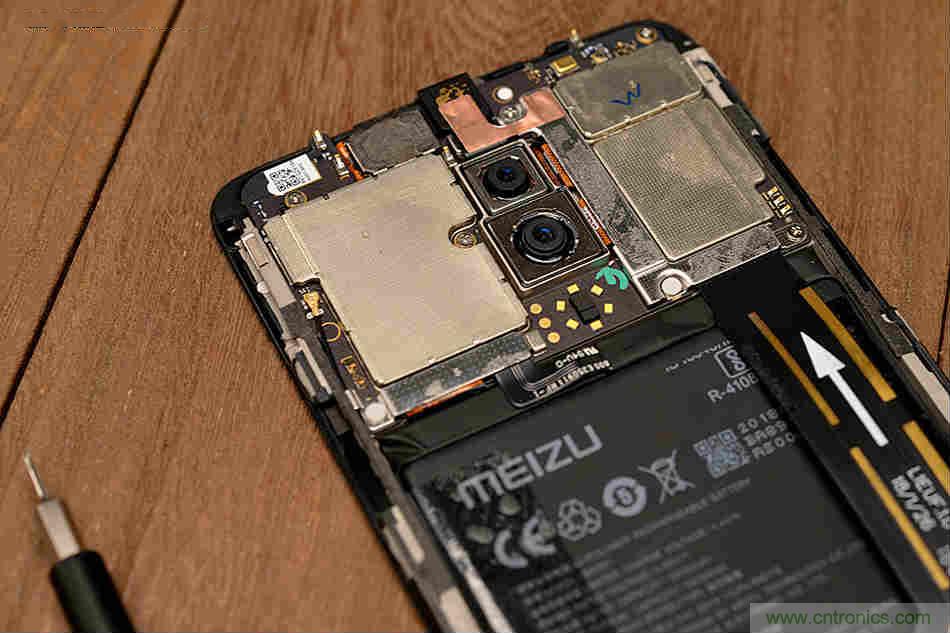 拆解魅族15 Plus：玩轉(zhuǎn)了新概念，但其工藝究竟如何？