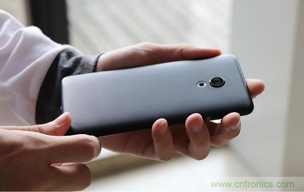 魅族M15拆解：做工精致，壓感Home鍵采用中國芯