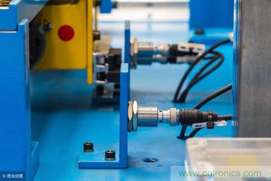 感應(yīng)電容超聲波，你都知道這些傳感器多大區(qū)別嗎？