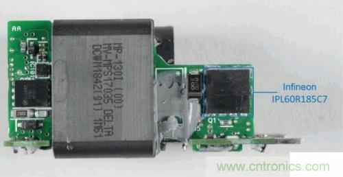 對比 SiC、GaN 和硅，哪種 AC 適配器性能最好？