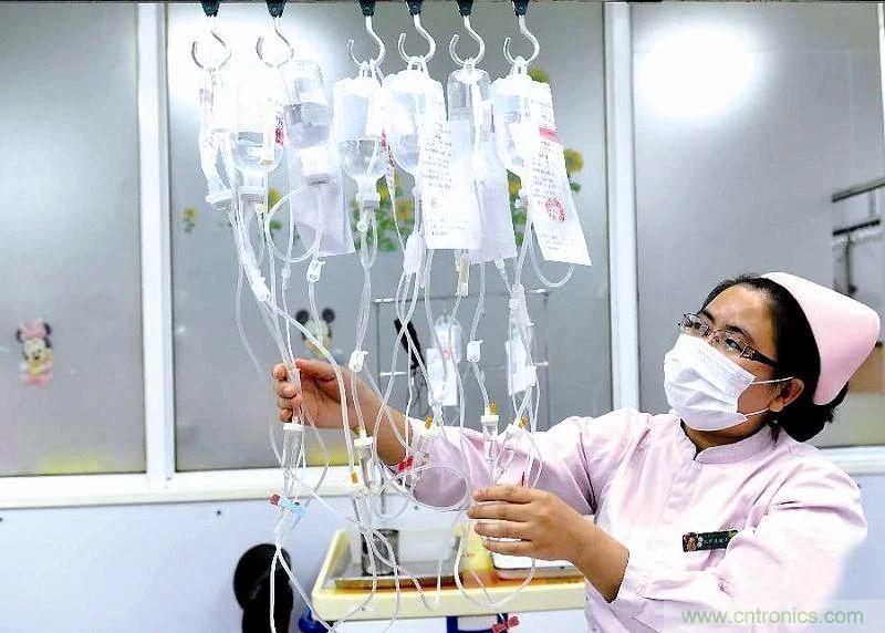 醫(yī)護(hù)輸液系統(tǒng)升級，注射泵無線化如何實(shí)現(xiàn)？