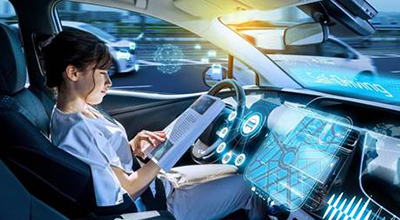 【汽車創(chuàng)新三大驅(qū)動(dòng)力】系列之二：如何應(yīng)對(duì)車輪上的數(shù)據(jù)中心測試挑戰(zhàn)攀升？