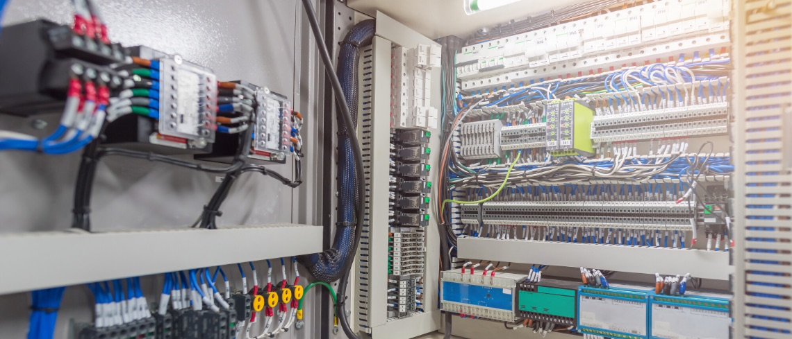 超小尺寸，支持 750 V浪涌峰壓的SCR，是智能斷路器開(kāi)發(fā)首選